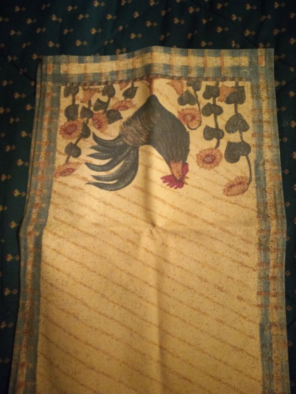 Table runner - Picture 2 of 2